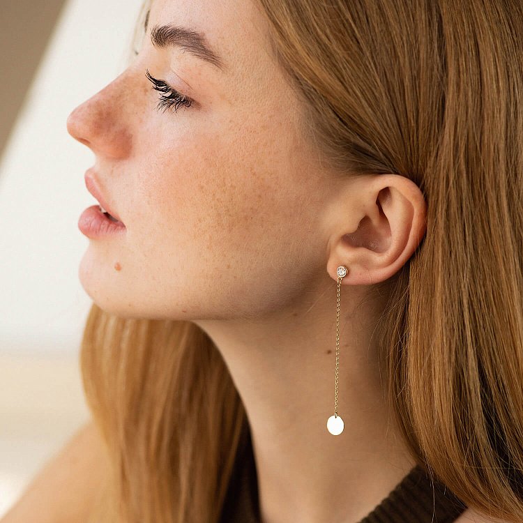 Золоті сережки "Монетки на ланцюжку" з фіанітами с08709 від ювелірного магазину Онікс - 5