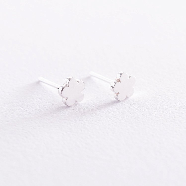 Серебряные серьги-пусеты "Цветочки" 122180 от ювелирного магазина Оникс