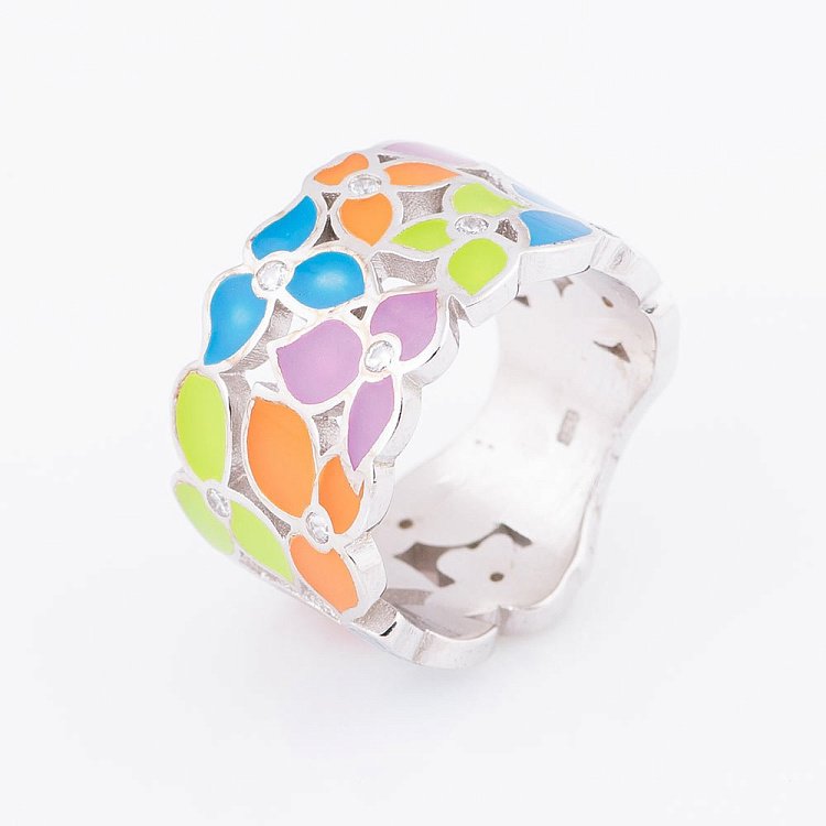 Серебряное кольцо (фианиты, эмаль) 111944 от ювелирного магазина Оникс