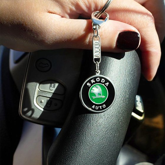 Серебряный брелок для машины "Skoda" 9017.1 №4