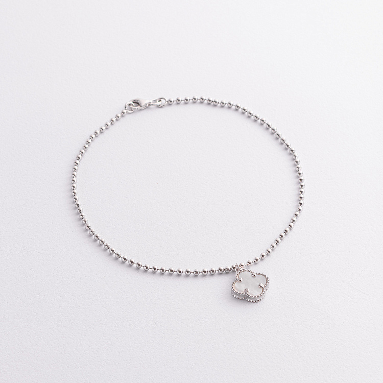 Серебряный браслет "Клевер" на ногу (перламутр) 141850 от ювелирного магазина Оникс