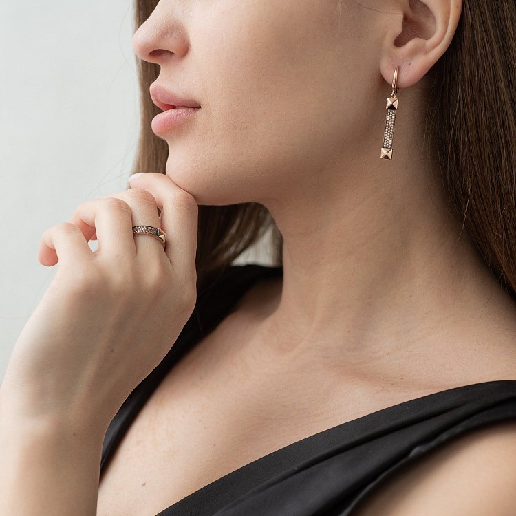 Золоті сережки з фіанітами с05814 від ювелірного магазину Онікс - 1