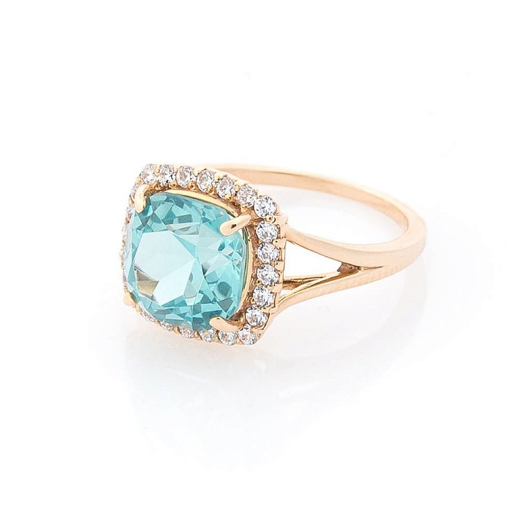 Золотое кольцо с аквамарином и фианитами 2в78825 от ювелирного магазина Оникс - 1