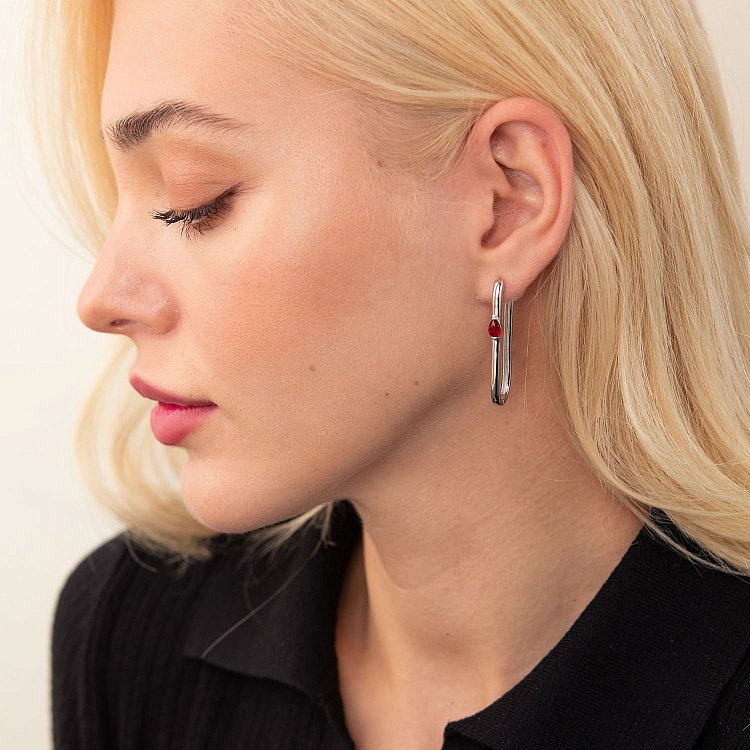 Срібні сережки "Бріана" (червоні фіаніти) 123133 від ювелірного магазину Онікс - 4