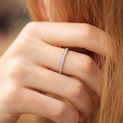 Кольцо с дорожкой фианитов (белое золото) к08015 №2