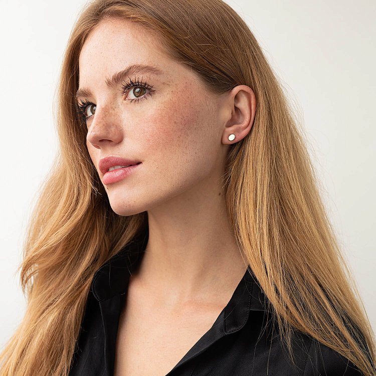 Золоті сережки - пусети Овальні с06224 від ювелірного магазину Онікс - 1