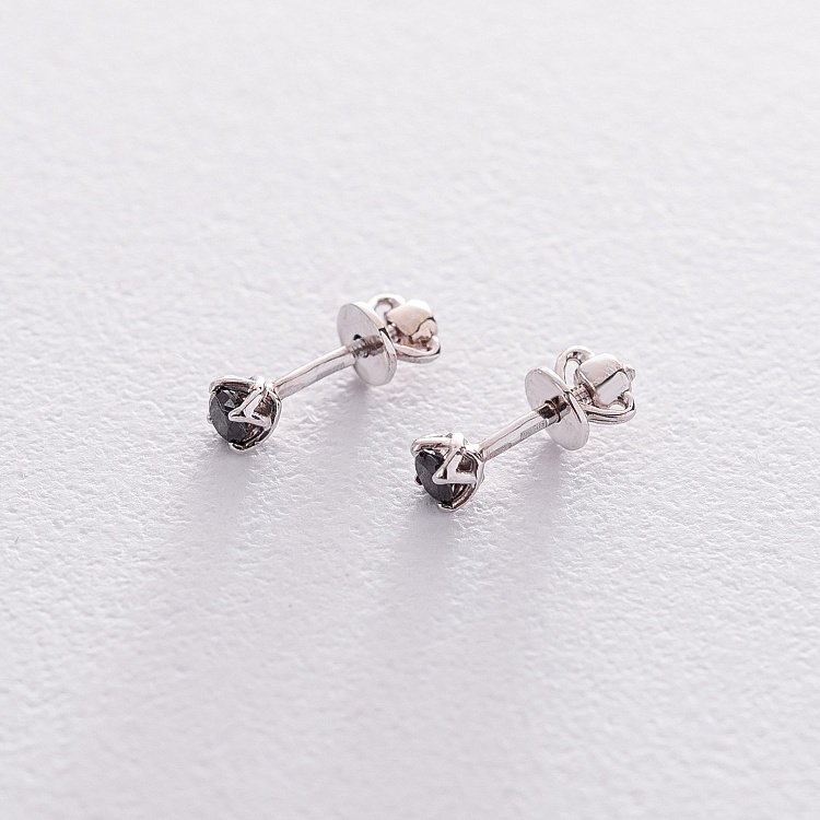 Золотые серьги-гвоздики с черными фианитами с02891ч от ювелирного магазина Оникс