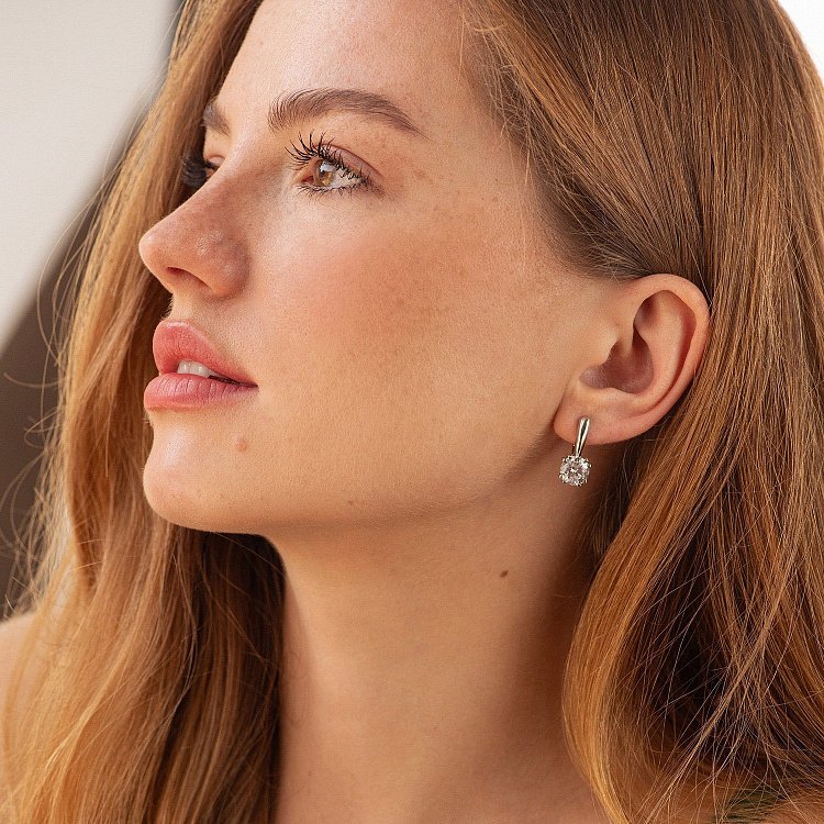 Срібні сережки з фіанітами 12513 від ювелірного магазину Онікс - 2