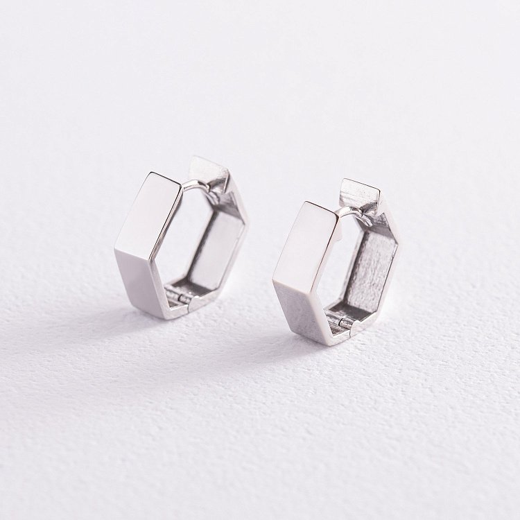 Серьги "Шестиугольники" в белом золоте с08007 от ювелирного магазина Оникс