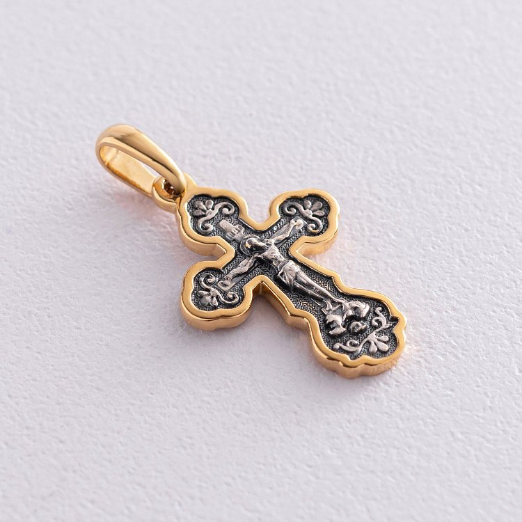 Серебряный крестик "Распятие. Спаси и Сохрани" 131800 от ювелирного магазина Оникс