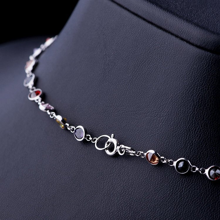 Серебряное колье с цветными фианитами 18571 - 2 Серебряное колье с цветными фианитами 18571 от ювелирного магазина Оникс - 2