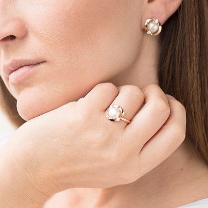 Золотое кольцо с жемчугом и фианитами к05500 №5