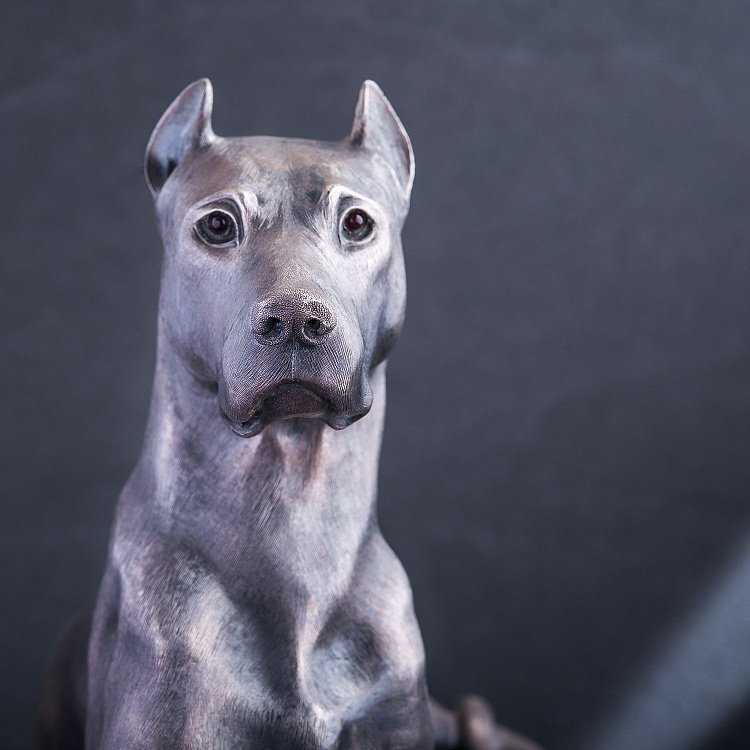 Срібна фігура ручної роботи "Друг людини" сер00030 від ювелірного магазину Онікс - 1