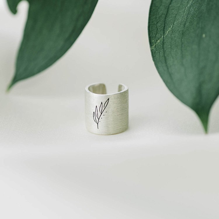 Срібна сережка-каффа "Гілочка" (матова) 122703vet від ювелірного магазину Онікс - 3