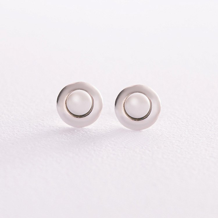 Срібні сережки - пусети з культ. прісн. перлами 121304 від ювелірного магазину Онікс - 2