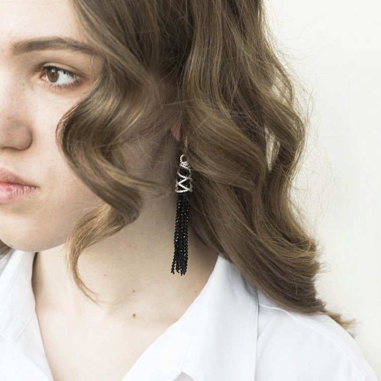 Серебряные серьги с фианитами 122400 от ювелирного магазина Оникс - 2