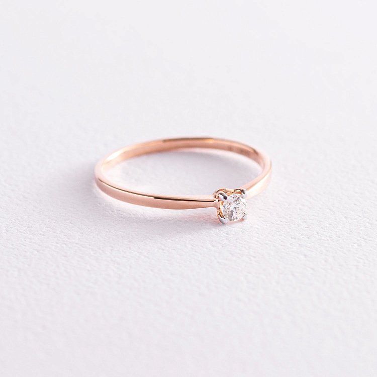 Заручальна золота каблучка з діамантом 101-10116(2.9) від ювелірного магазину Онікс