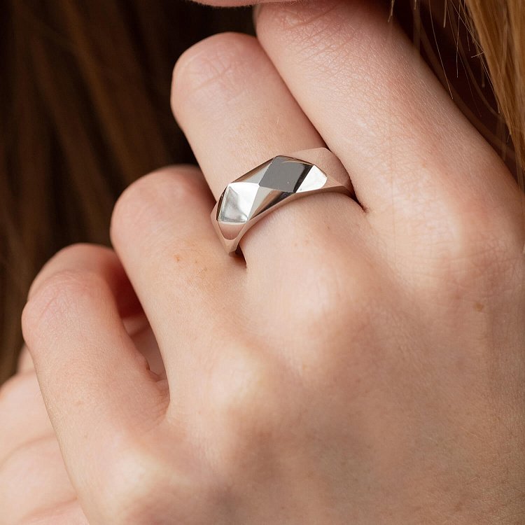 Каблучка "Досконалість" у білому золоті к07996 від ювелірного магазину Онікс - 4