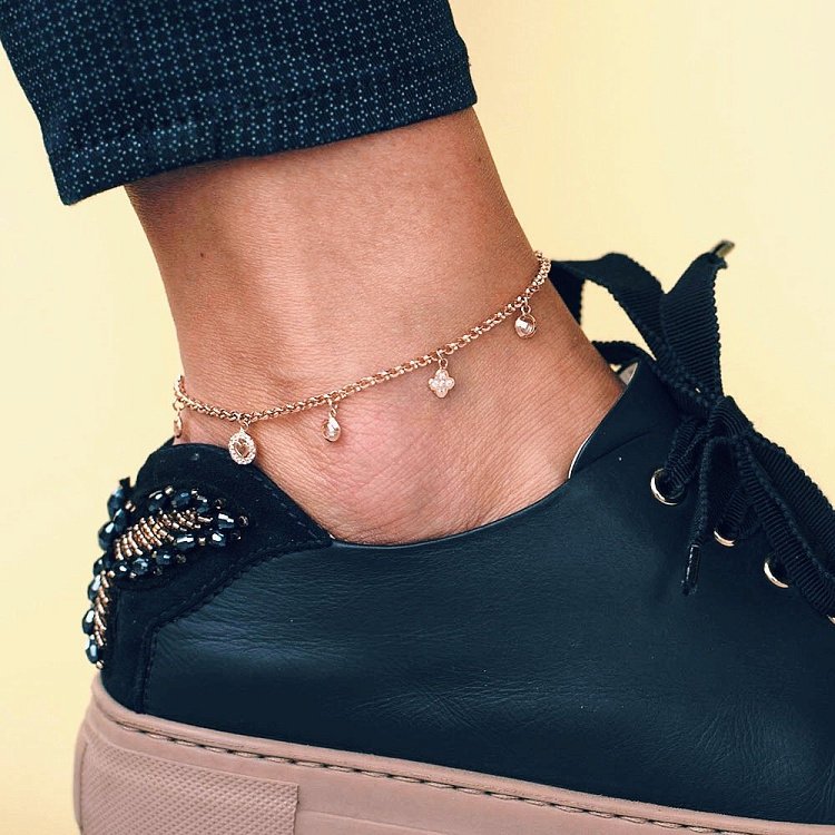 Золотий браслет на ногу з фіанітами б02579 від ювелірного магазину Онікс