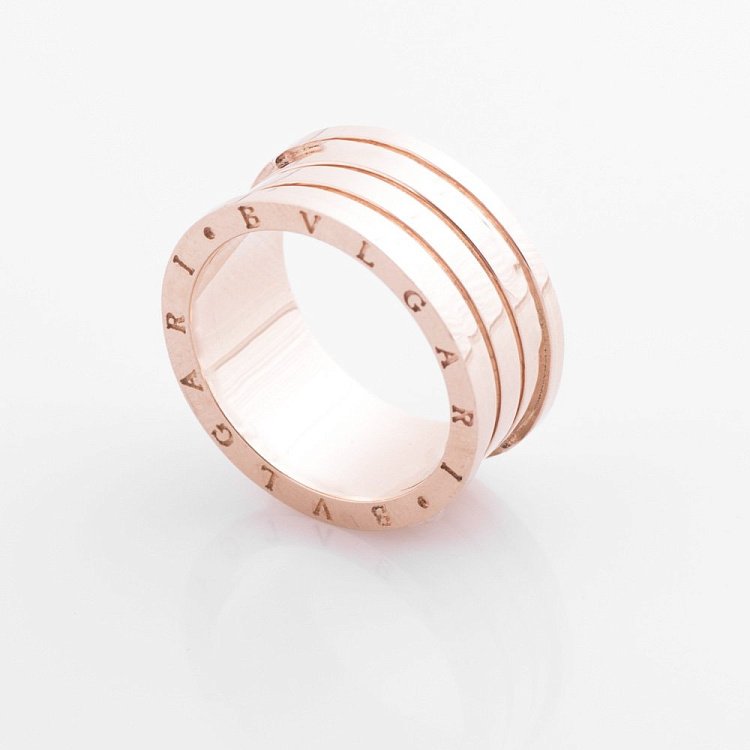 Золота каблучка без каменів к05235 від ювелірного магазину Онікс - 1