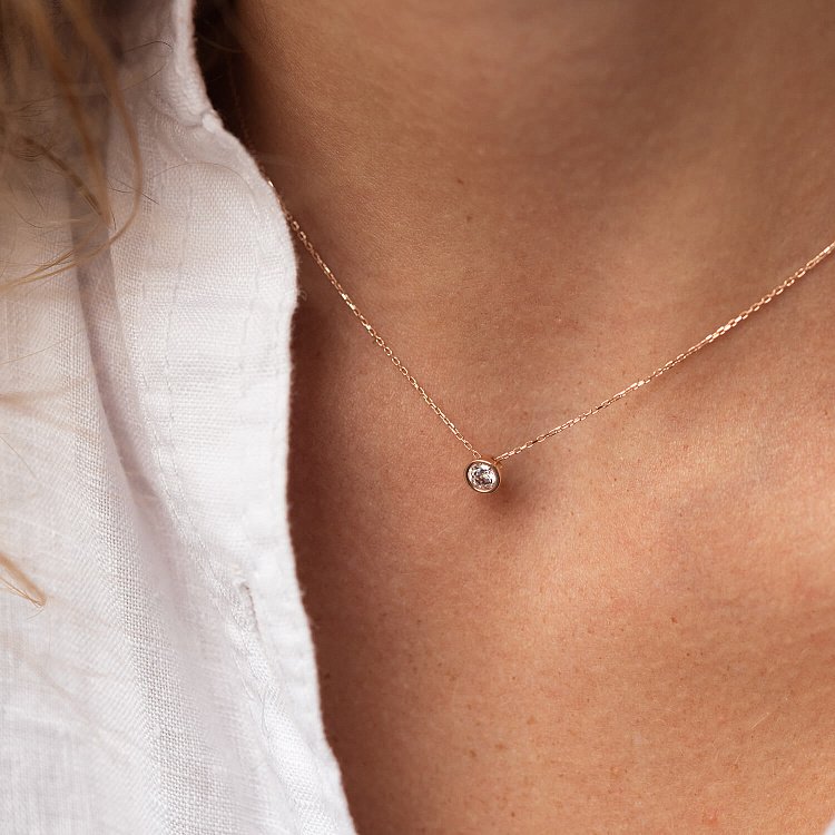 Колье с одним фианитом (красное золото) кол02276 от ювелирного магазина Оникс - 3