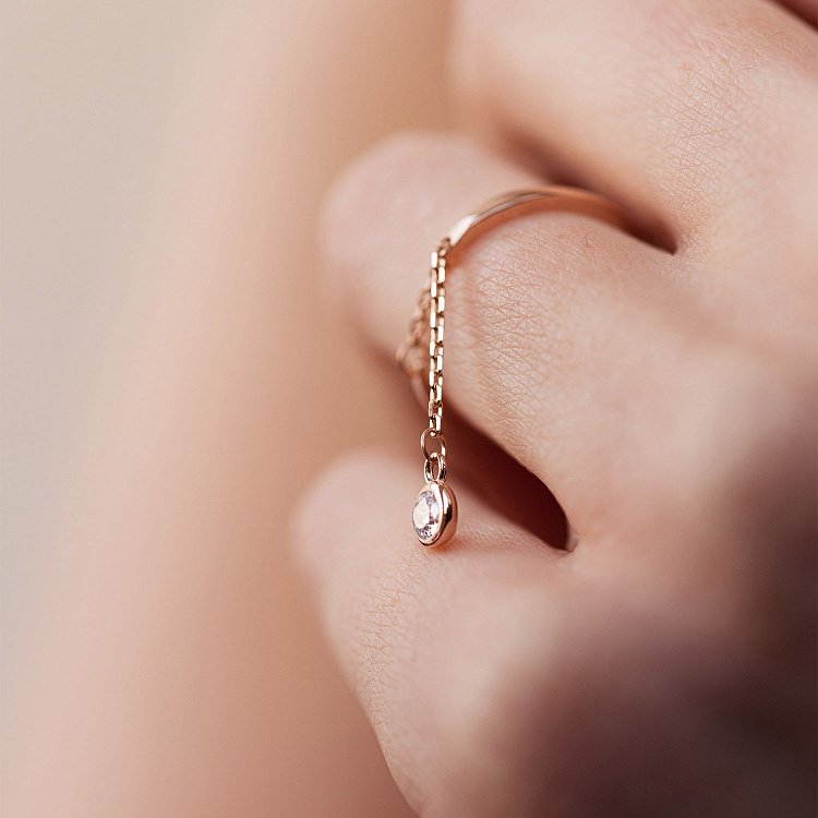 Золота каблучка з підвіскою (фіаніт) к06996 від ювелірного магазину Онікс - 3