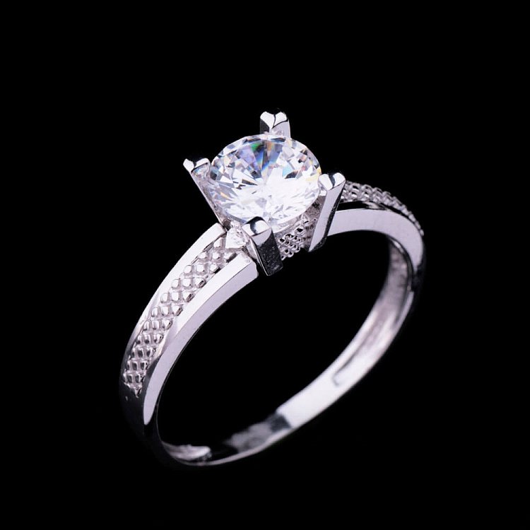 Срібний перстень (фіаніти, родій) 111593 від ювелірного магазину Онікс - 4