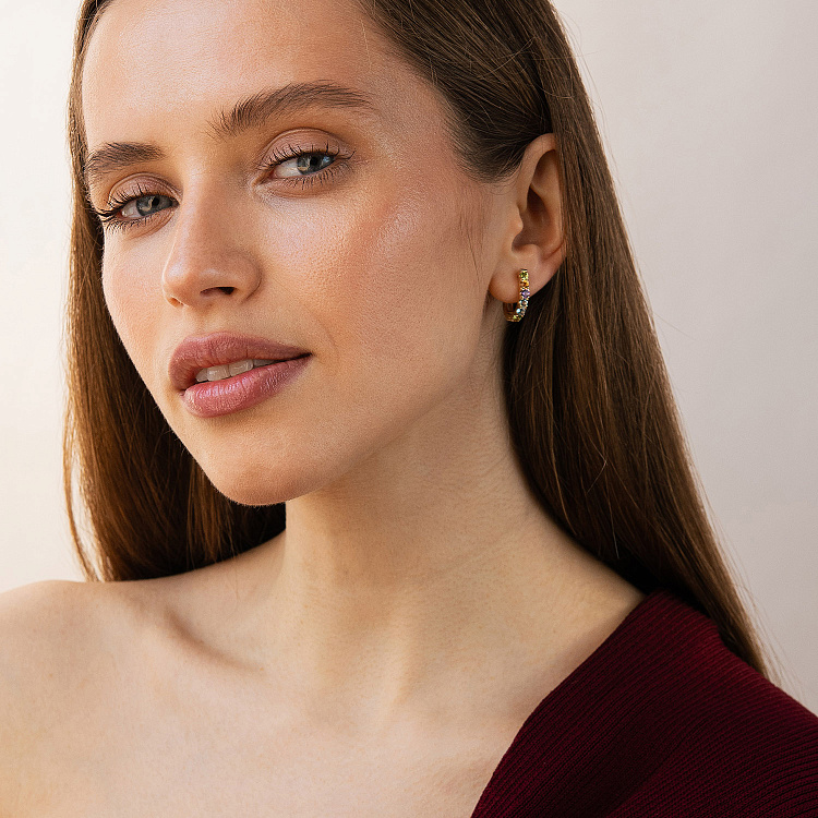 Золотые серьги с дорожкой разноцветных натуральных камней с09721 от ювелирного магазина Оникс - 1