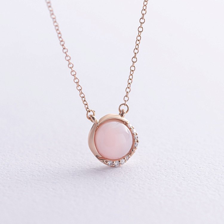 Золоте кольє (рожевий опал, діаманти) колб0127sc від ювелірного магазину Онікс