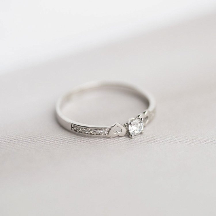 Золота заручальна каблучка "Сердечка" (фіаніти) к05984 - 5 Золота заручальна каблучка "Сердечка" (фіаніти) к05984 від ювелірного магазину Онікс - 5