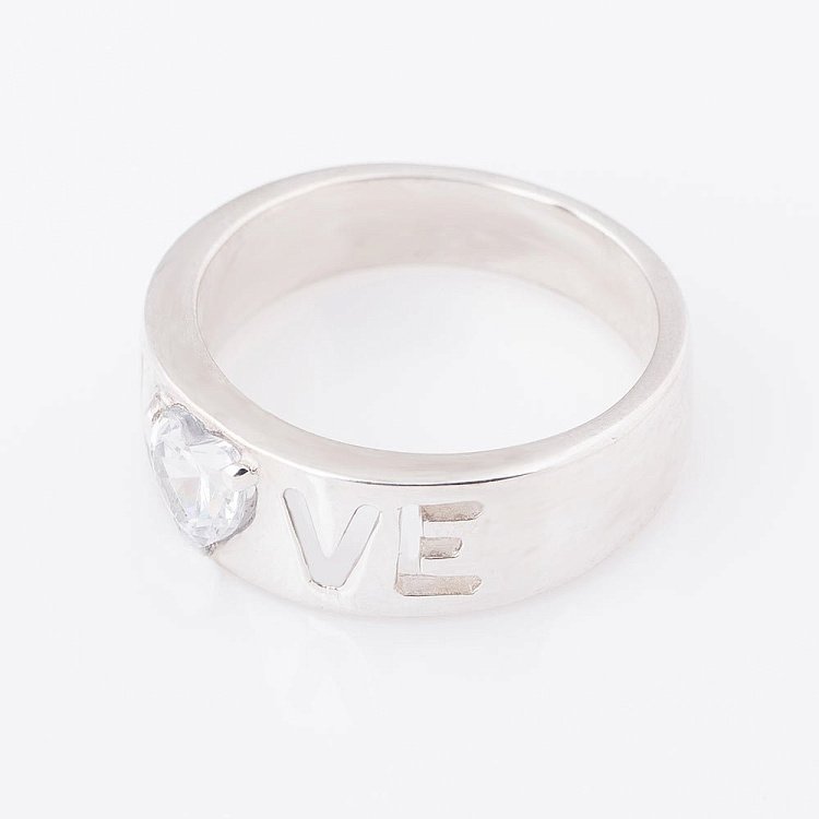 Серебряное кольцо "Love" с фианитом 111939 - 2 Серебряное кольцо "Love" с фианитом 111939 от ювелирного магазина Оникс - 2