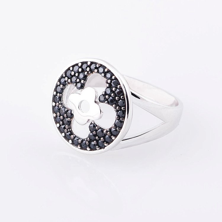 Золота каблучка "Конюшина" к05188 від ювелірного магазину Онікс