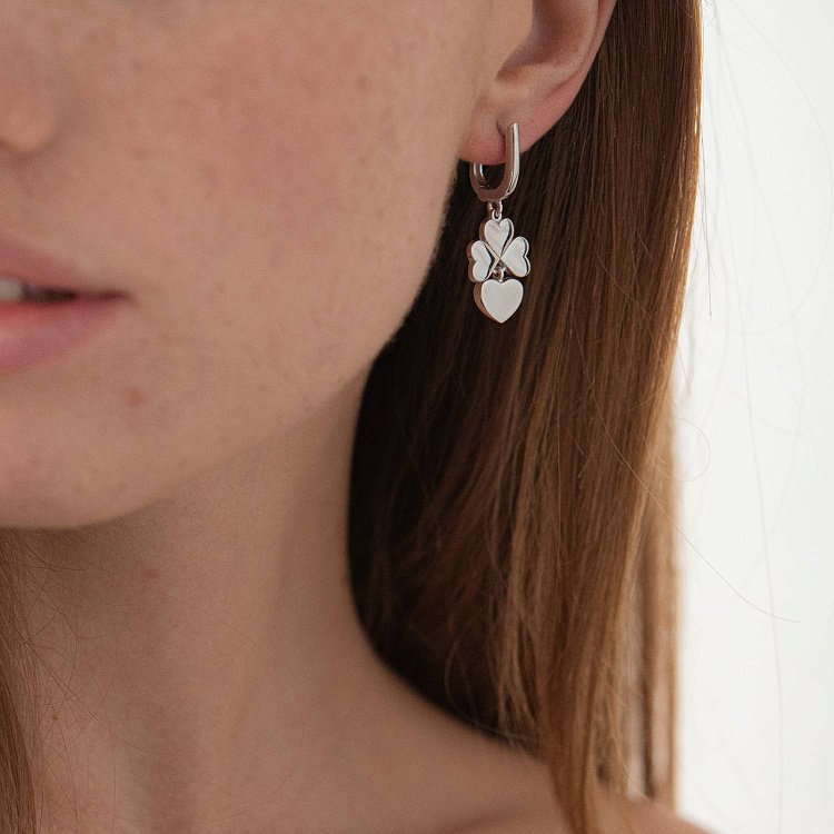 Серебряные серьги "Клевер" 122928 от ювелирного магазина Оникс - 3