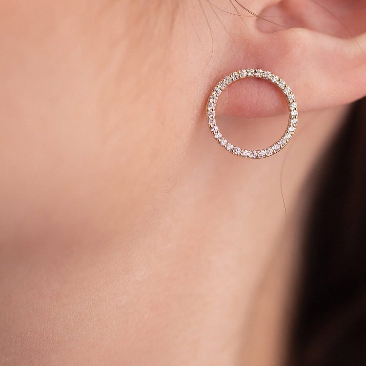 Сережки - пусети "Кругообіг" з фіанітами 1.6 см (жовте золото) с08376 від ювелірного магазину Онікс - 4