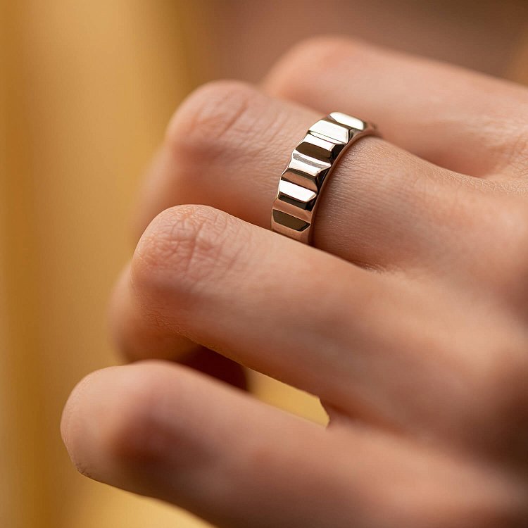 Кольцо "Frederika" в белом золоте к07519 от ювелирного магазина Оникс - 13