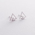 Срібні сережки-пусети "Трикутники" 122637 от ювелирного магазина Оникс