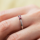 Серебряное кольцо с синтетическим рубином 1923/1р-HRUB от ювелирного магазина Оникс - 1