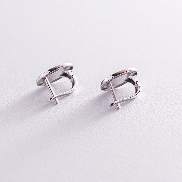 Сережки "Love" в білому золоті (емаль) с06795 від ювелірного магазину Онікс - 2