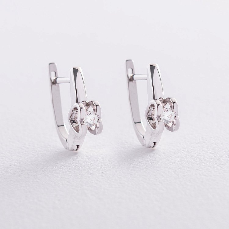 Золотые серьги "Сердце" (куб. циркон Swarovski) с06200 - 1 Золотые серьги "Сердце" (куб. циркон Swarovski) с06200 от ювелирного магазина Оникс - 1