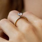 Помолвочное золотое кольцо с фианитом к07640 от ювелирного магазина Оникс - 1