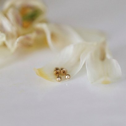 Сережки - пусети "Кульки" в жовтому золоті (0.4 см) с07322