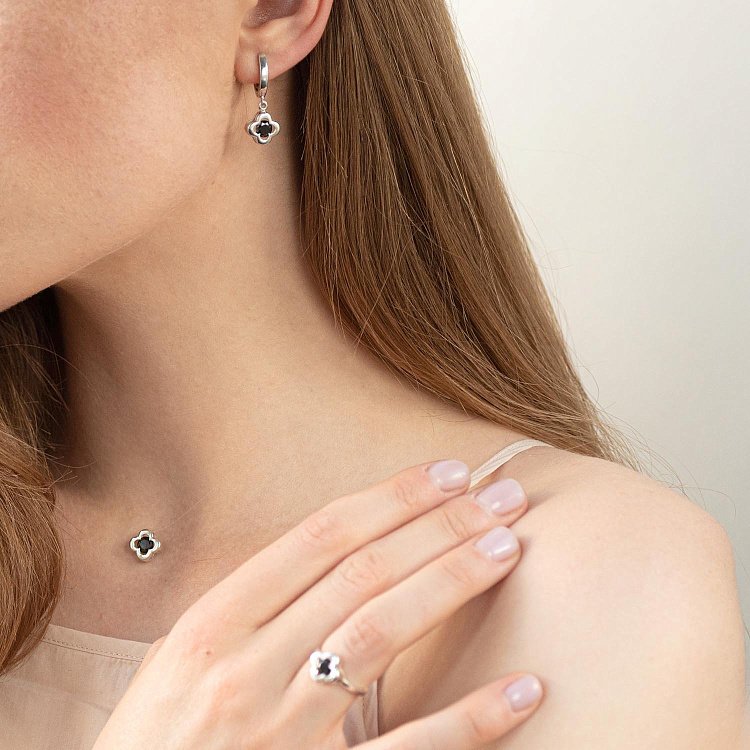 Срібне кольє "Конюшина" з фіанітом 18659 від ювелірного магазину Онікс - 1