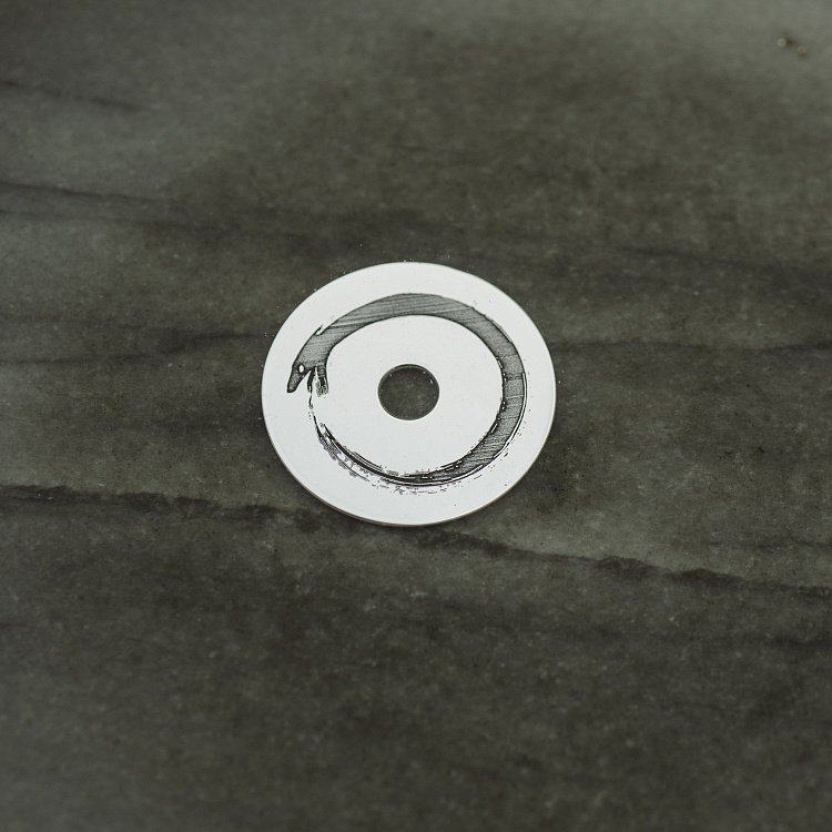 Срібний кулон "Уроборос" 132892у від ювелірного магазину Онікс - 1