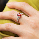 Серебряное кольцо с синт. рубином и фианитами 1327/1p-HRUB от ювелирного магазина Оникс - 3