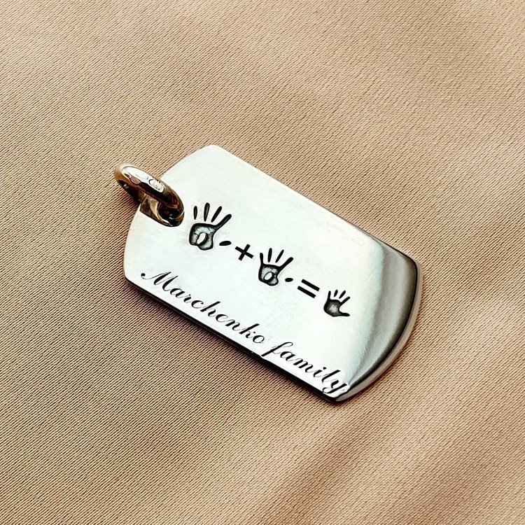 Серебряный жетон "Наша семья" 133349-с от ювелирного магазина Оникс