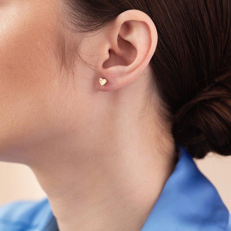 Серьги - пусеты "Сердечки" в желтом золоте с08345 от ювелирного магазина Оникс - 3