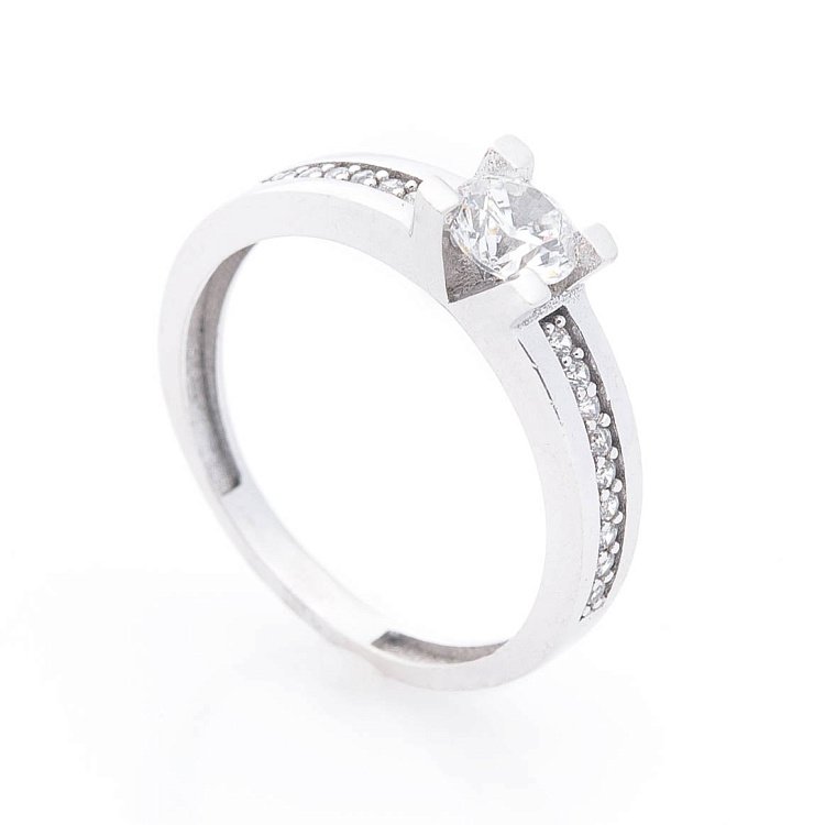 Золотое помолвочное кольцо с фианитами к04609 от ювелирного магазина Оникс