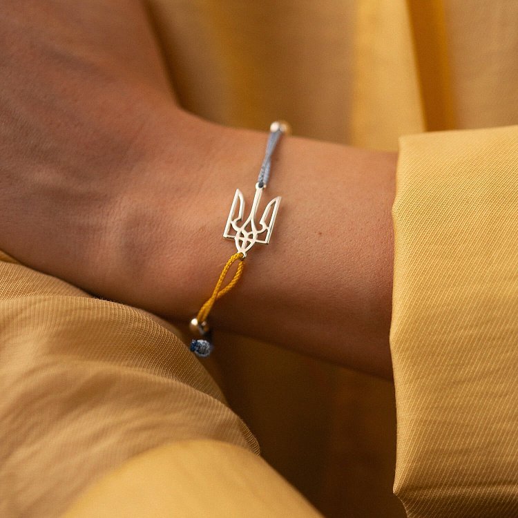 Серебряный браслет "Герб Украины - Тризуб" (голубая и желтая нить) 312/2т от ювелирного магазина Оникс - 2