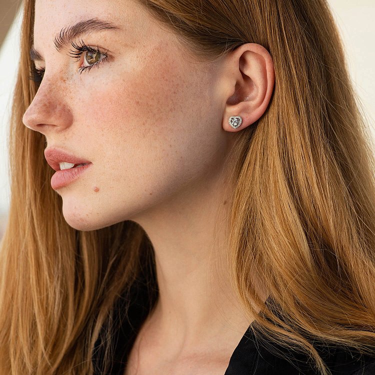 Золоті сережки - пусети "Сердечки" з діамантами сб0490cha від ювелірного магазину Онікс - 3