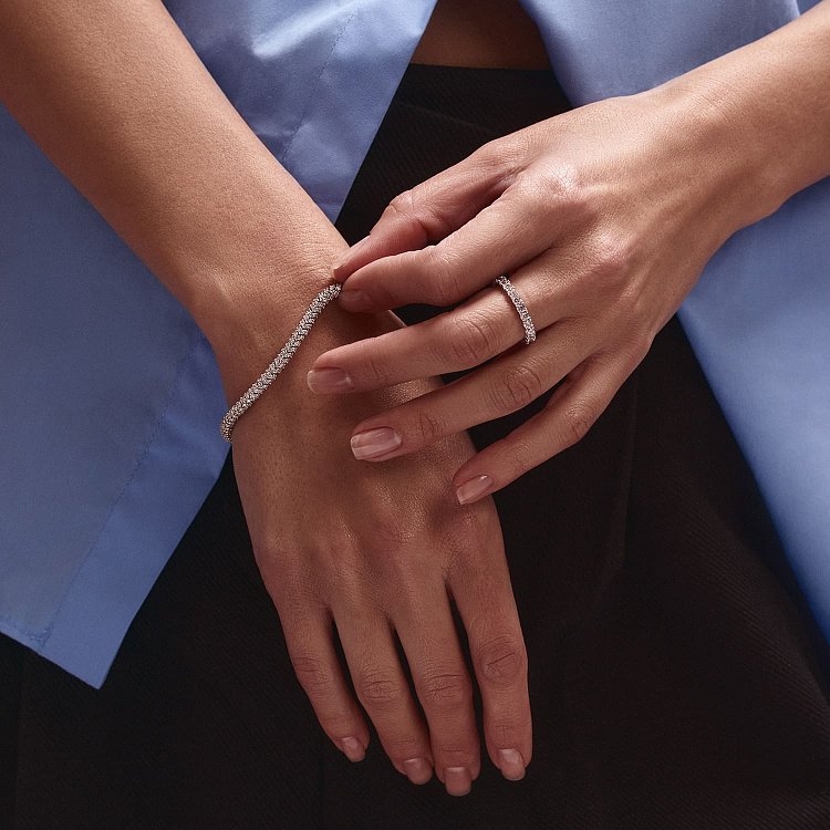 Каблучка "Paris" з доріжкою каменів в білому золоті к07202 від ювелірного магазину Онікс - 13